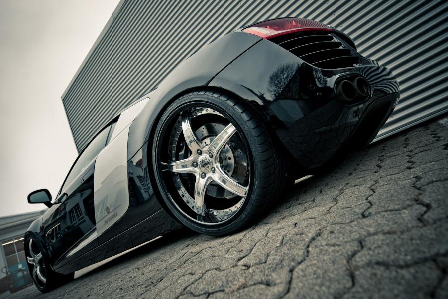  Audi R8 by Graf Weckerle 2012 года  (фото 8 из 9)